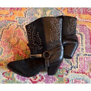 Vintage Leather Embossed Bedazzled Cowboy Boots – Genuine Western – Women’s 6.5